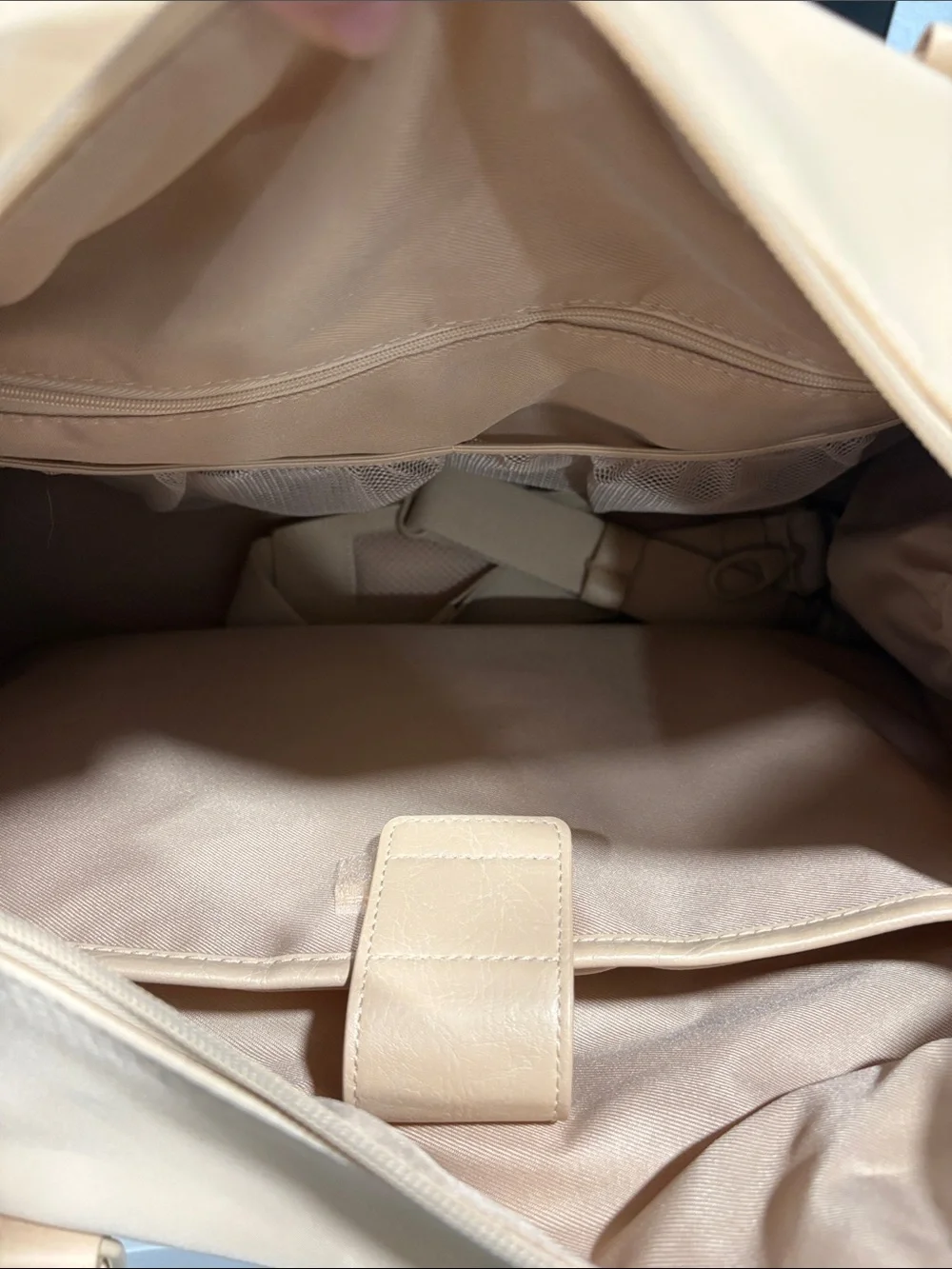BEIS The Overnighter Beige - Picture 3 of 4